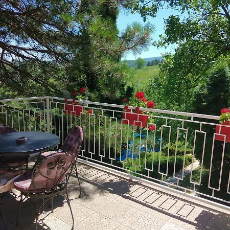 Apartment Beautiful House Sremska Kamenica