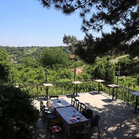 Beautiful House شقة Sremska Kamenica